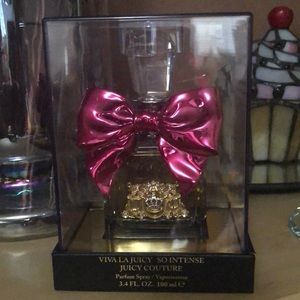 🎀🎀🎀 NWOT JUICY COUTURE BOTTLE WITH 🎀💕🎀